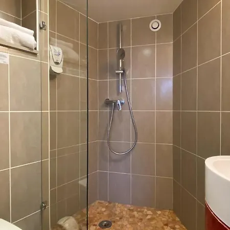 Charme Et Spa, Sud Hotel