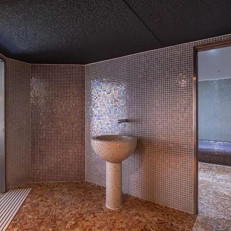 Charme Hôtel et Spa, Montbéliard Sud Hotel Montbéliard